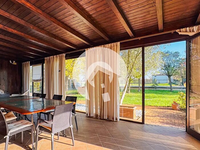 Casa con 10 locali in vendita in Ponte Forca, Cadelbosco Di Sopra