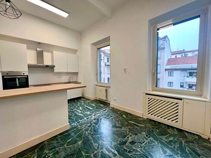 Appartamento trilocale in affitto in Via Giovanni Marradi, San Vittore, Milano