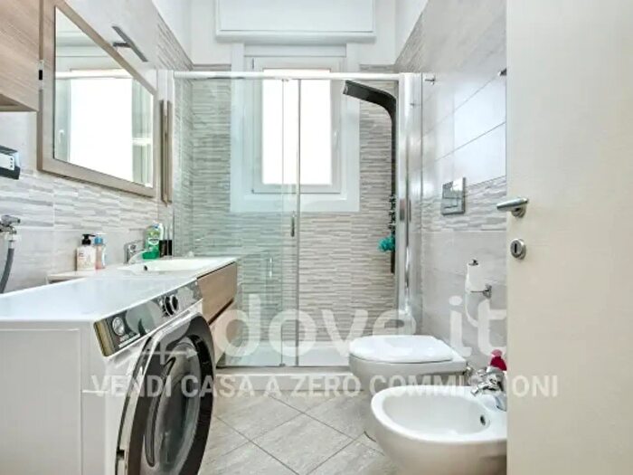 Appartamento trilocale in vendita in Via Tomaso Albinoni, Bologna