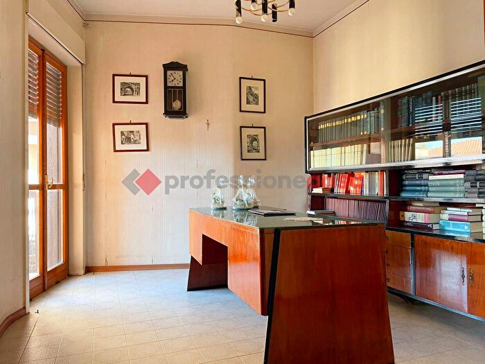 Case in Vendita e in Affitto - 3