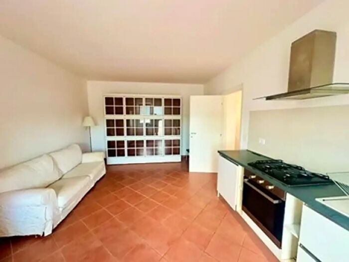 Appartamento trilocale in vendita in Viale Principe Amedeo, Rimini