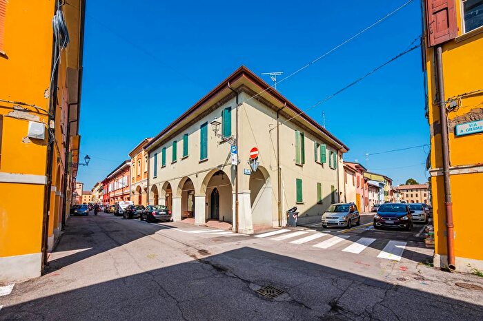 Appartamento trilocale in vendita in Via Gramsci, Pieve Di Cento