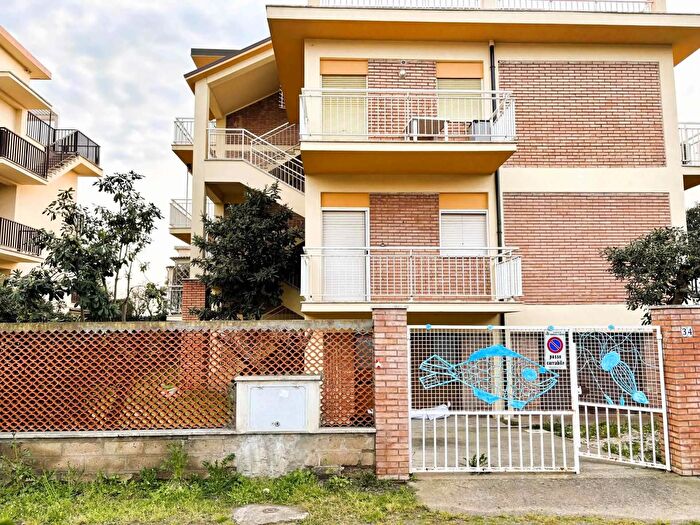 Appartamento trilocale in vendita in Via Tevere Montalto di Castro, Montalto Di Castro