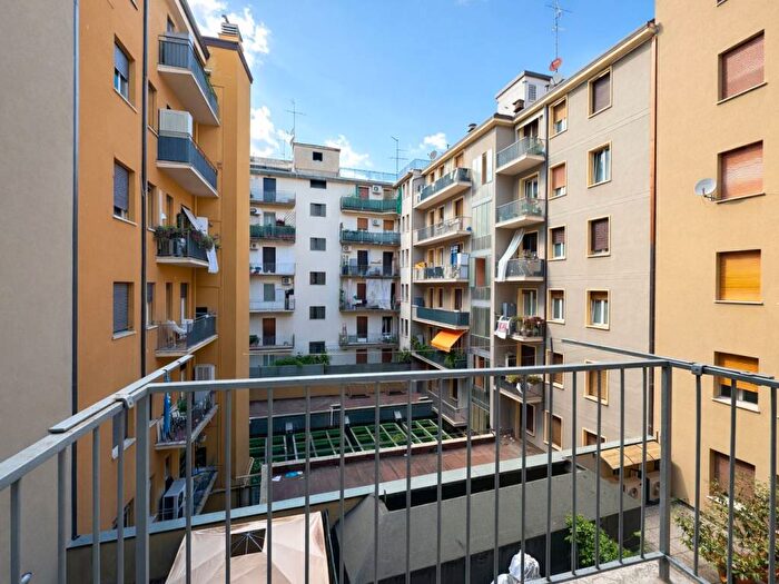 Appartamento quadrilocale in affitto in Via San Felice, San Felice, Bologna