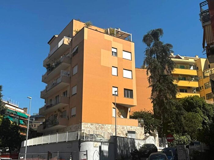 Appartamento con 5 locali in affitto in Via Cremuzio Cordo, Balduina, Roma