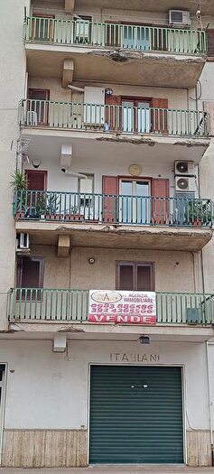 Appartamento con 5 locali in vendita in Via Fontanelle, CoriglianoRossano