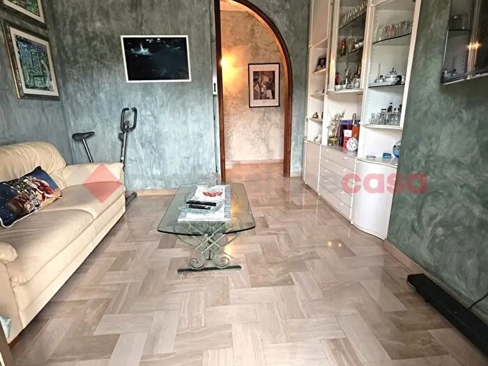 Appartamento trilocale in vendita in Via Vito Lonero, Bari