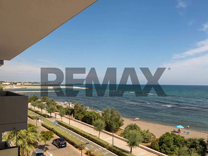 Appartamento quadrilocale in vendita in Strada Tomasicchio, Bari