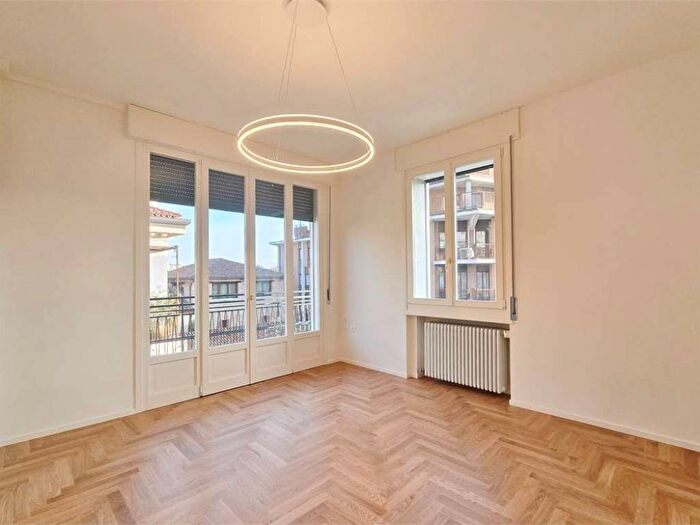 Appartamento quadrilocale in affitto in Via Bartolomeo Orioli, Stazione, Treviso