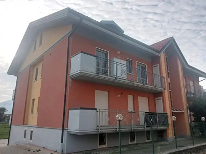Appartamento trilocale in vendita in Stradale Mathi B, Balangero