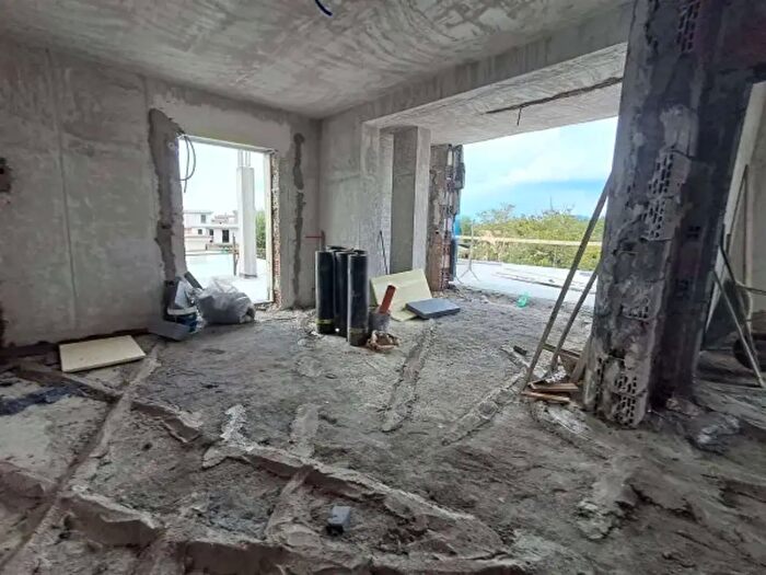 Appartamento quadrilocale in vendita in Via Cosenza Snc, Nola