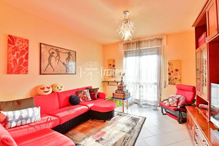 Appartamento trilocale in vendita in Via Piemonte, Cantu