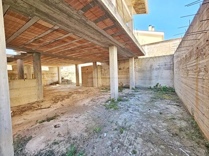 Casa con 5 locali in vendita in PalodelColle, Palo Del Colle