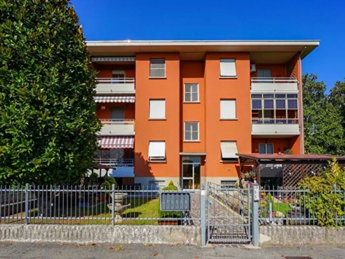Appartamento trilocale in vendita in Via Angelo Navaresi, Parma