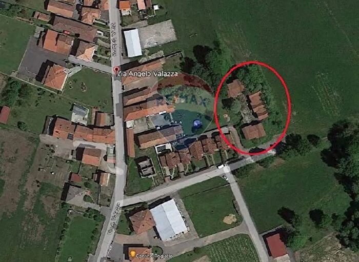 Casa trilocale in vendita in Via Valazza Snc, Boca