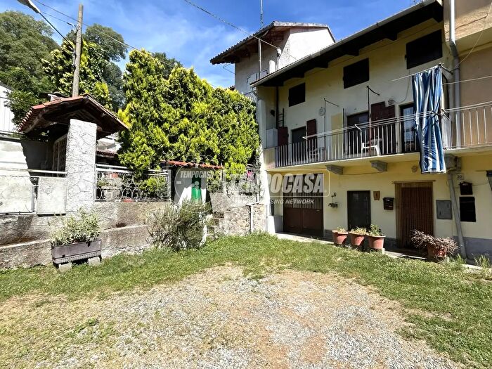 Casa con 5 locali in vendita in Vicolo Solferino, San Giorgio Canavese
