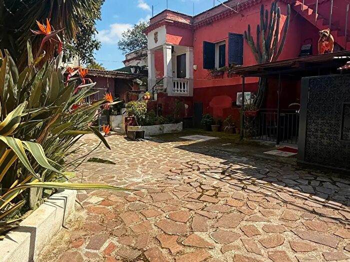 Appartamento bilocale in affitto in Via Poggio dei Mari, Napoli