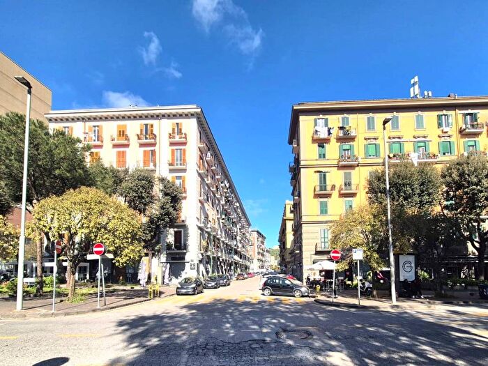 Appartamento bilocale in affitto in Piazzale Vincenzo Tecchio, Fuorigrotta, Napoli