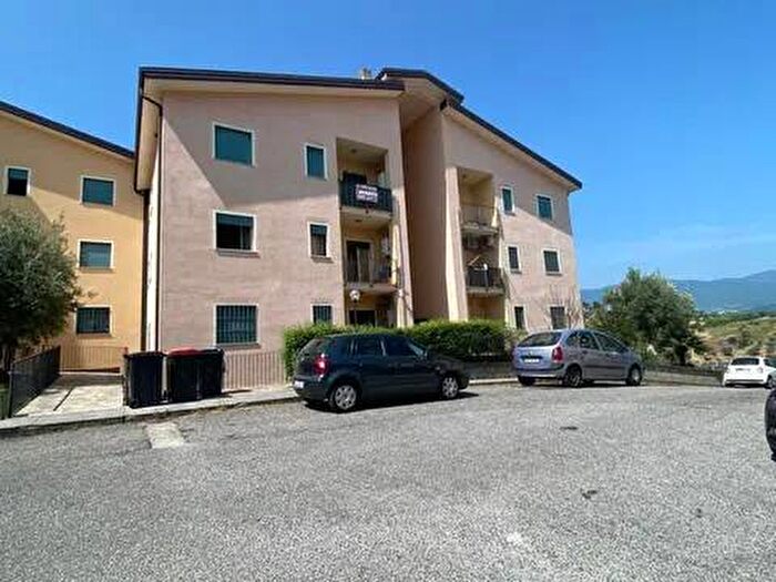 Appartamento trilocale in affitto in Via Giulio Cesare, Arcavacata, Rende