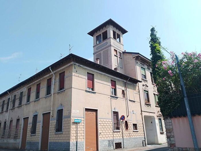 Appartamento trilocale in vendita in Via Settembre, Centro Storico, Lissone