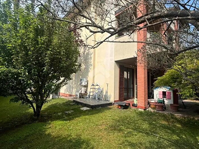 Appartamento trilocale in vendita in Via Castellazzo, Pregnana Milanese