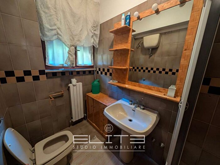 Appartamento quadrilocale in affitto in Via Girolamo Ginelli, Brecce Bianche, Ancona