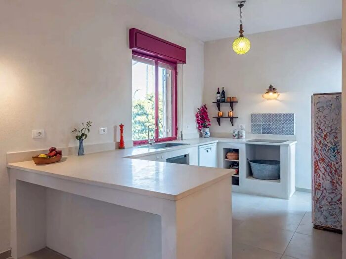 Casa trilocale in affitto in Via Magellano, Siracusa