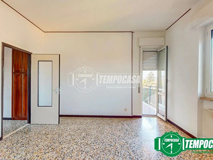 Appartamento con 5 locali in vendita in Via Bruno Buozzi, Ovada