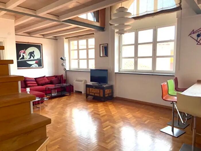 Appartamento trilocale in affitto in Via Mecenate, Roma