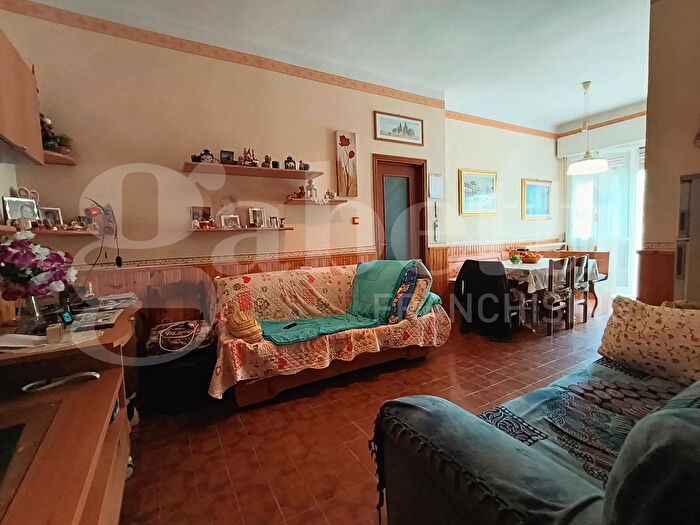 Appartamento quadrilocale in vendita in Via Monte Rocca, Castel DAiano