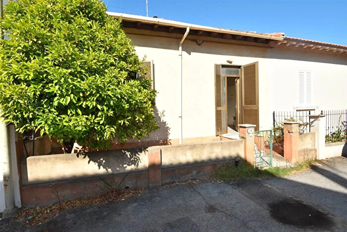 Appartamento quadrilocale in vendita in Rosignano Marittimo