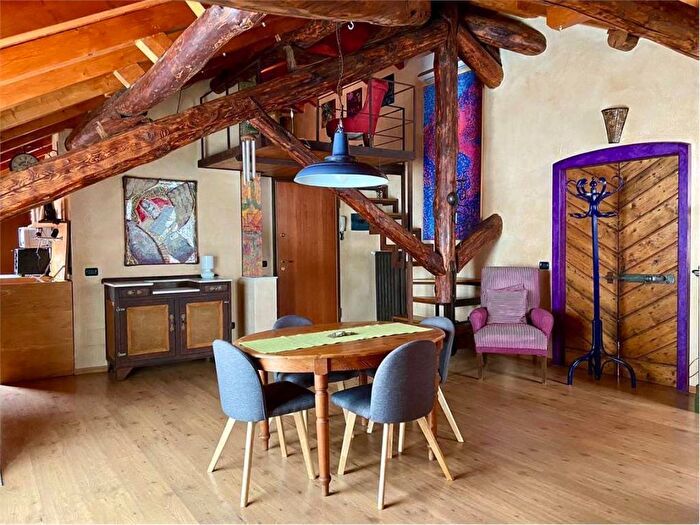 Appartamento bilocale in affitto in Centro, Arona