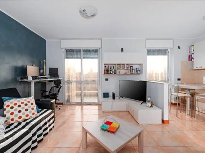 Appartamento bilocale in vendita in Via Enrico Cosenz, Milano