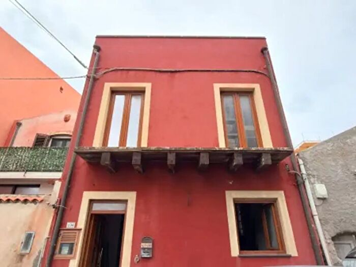 Casa con 6 locali in vendita in Via Grotta Polifemo, Milazzo