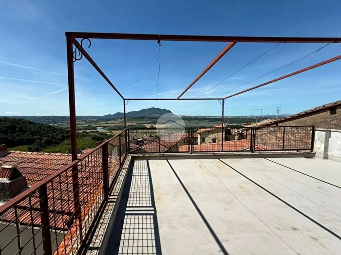 Appartamento quadrilocale in vendita in Via Largo Orsini, Collevecchio