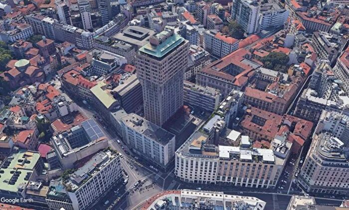 Appartamento bilocale in affitto in via Pantano, Missori, Milano