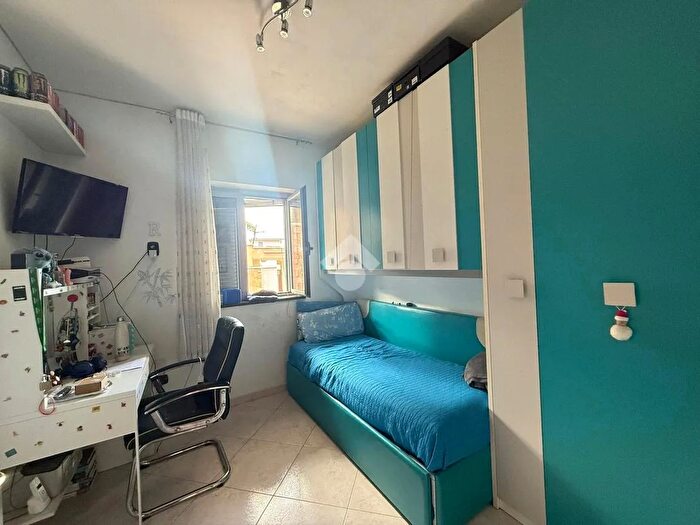 Casa con 6 locali in vendita in Villa Via Cesare Balbo, Acerra