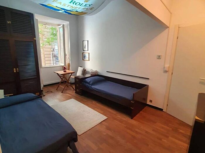 Appartamento con 6 locali in affitto in Via Vincenzo Ricci, San Vincenzo, Genova