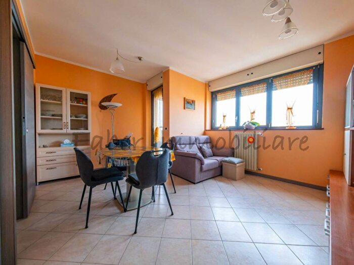 Appartamento quadrilocale in vendita in Via Larga, San Vitale Roveri, Bologna