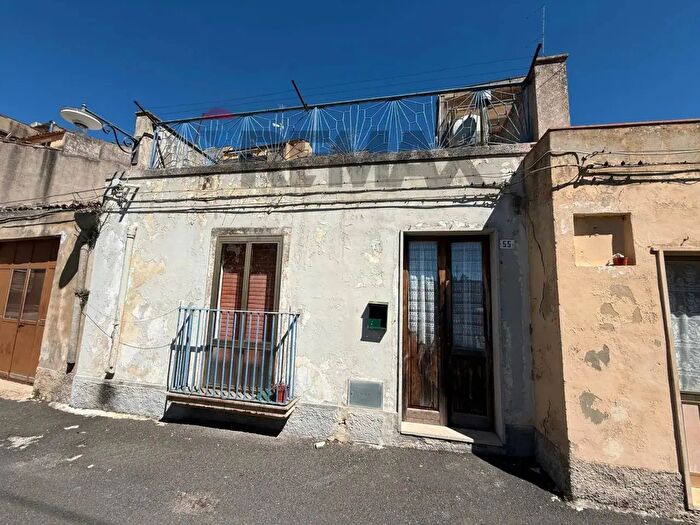 Casa trilocale in vendita in Via Carmine, Buscemi