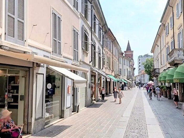 Casa monolocale in affitto in Via Italia, Monza
