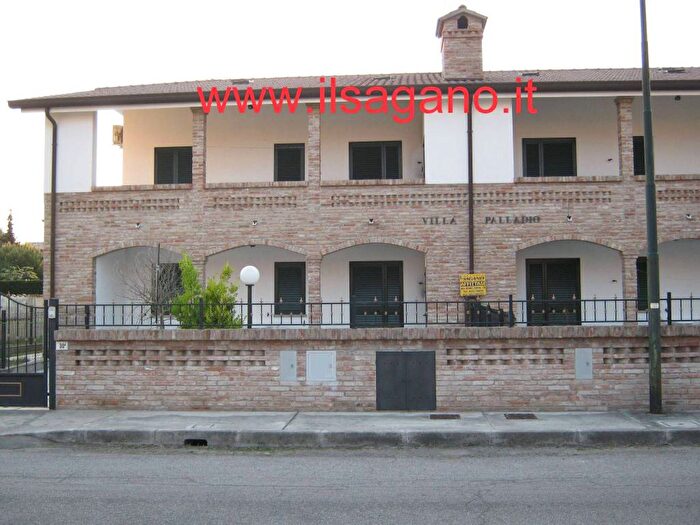Casa trilocale in affitto in Via Cima Vignola, Lido degli Scacchi Lido di Pomposa, Comacchio