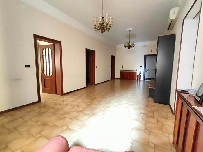 Appartamento quadrilocale in affitto in Viale Padova Chioggia Ve, Chioggia