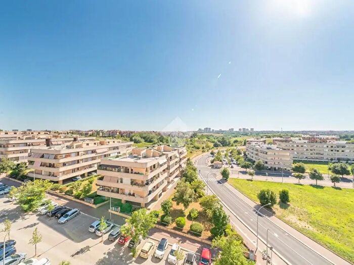 Appartamento trilocale in vendita in Viale Carmelo Bene, Roma
