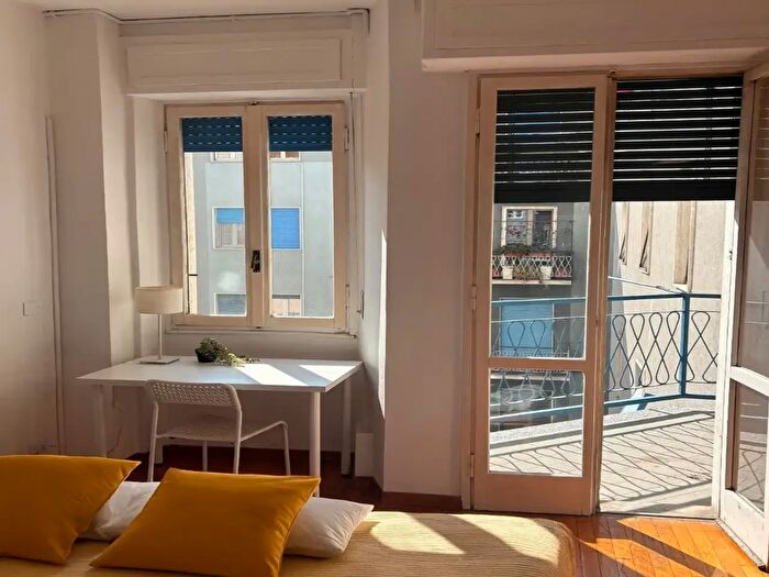 Appartamento quadrilocale in affitto in Viale Gran Sasso, Milano