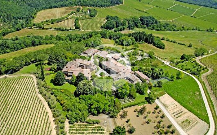 Casa con 6 locali in vendita in Castellina In Chianti