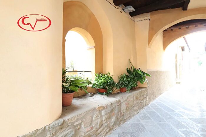 Appartamento quadrilocale in vendita in Montegonzi, Cavriglia