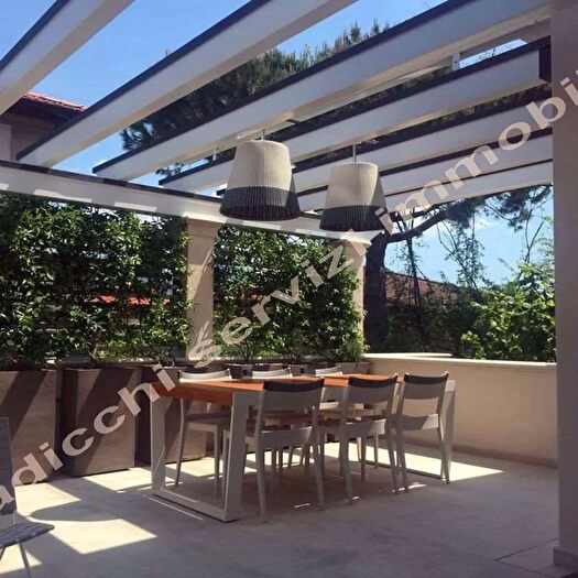 Appartamento quadrilocale in affitto in Via Ammiraglio Morin a, Forte Dei Marmi