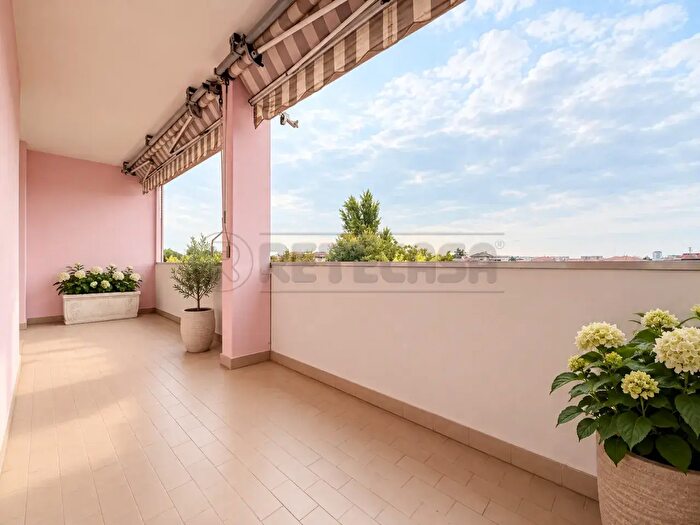 Appartamento con 6 locali in vendita in Vicenza