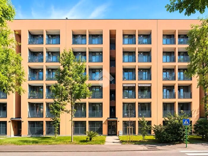 Appartamento trilocale in vendita in Via Pier Francesco Cittadini, Milano